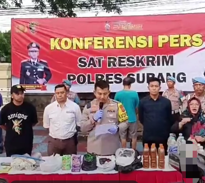 Breaking News,Polres Subang Berhasil Mengamankan Sepasang Pasutri Peracik Miras,Yang Menewaskan Belasan Korban