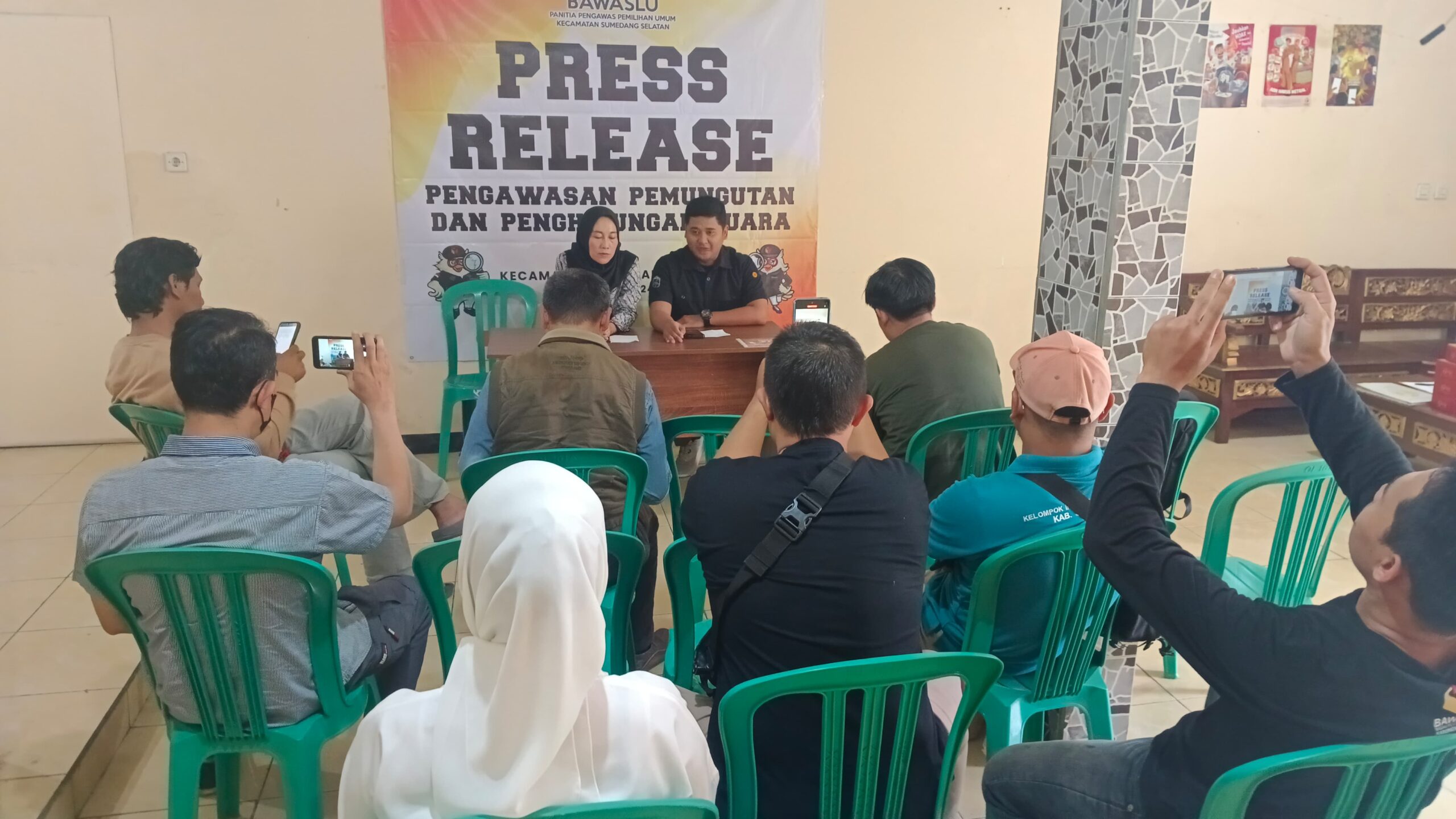 Panwaslu Kec.Sumedang Selatan Gelar Press Releas Pengawasan Tungsura pasca Pemilu 2024