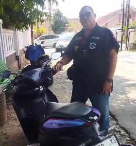 1001440053